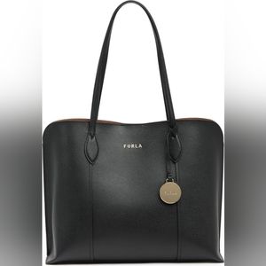 Relisted - Furla Vittoria Leather Tote Bag Black